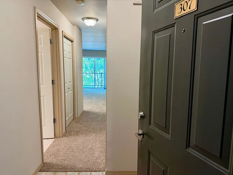 600 N 85th St #307 — Photo 3