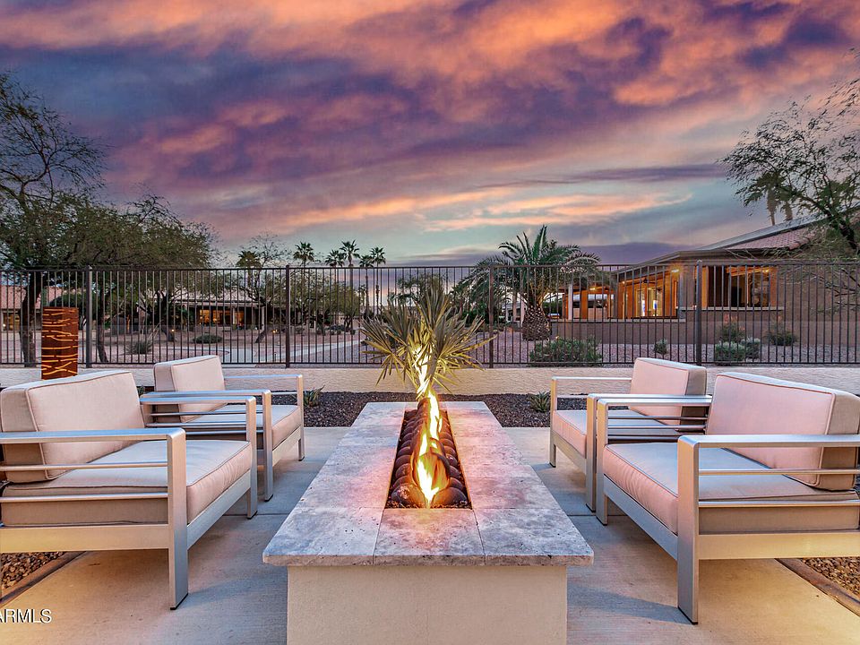 1st image of 15979 W CATALINA Drive