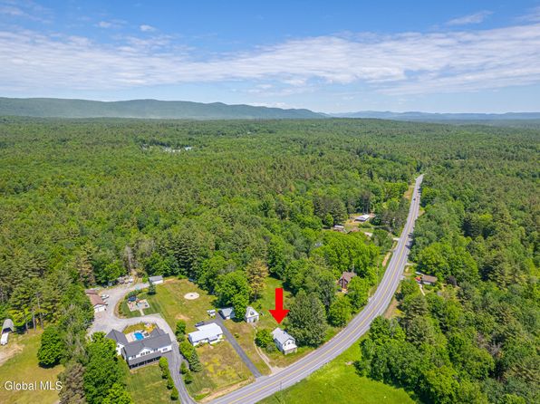 315 N Greenfield Road, Porter Corners, NY 12859