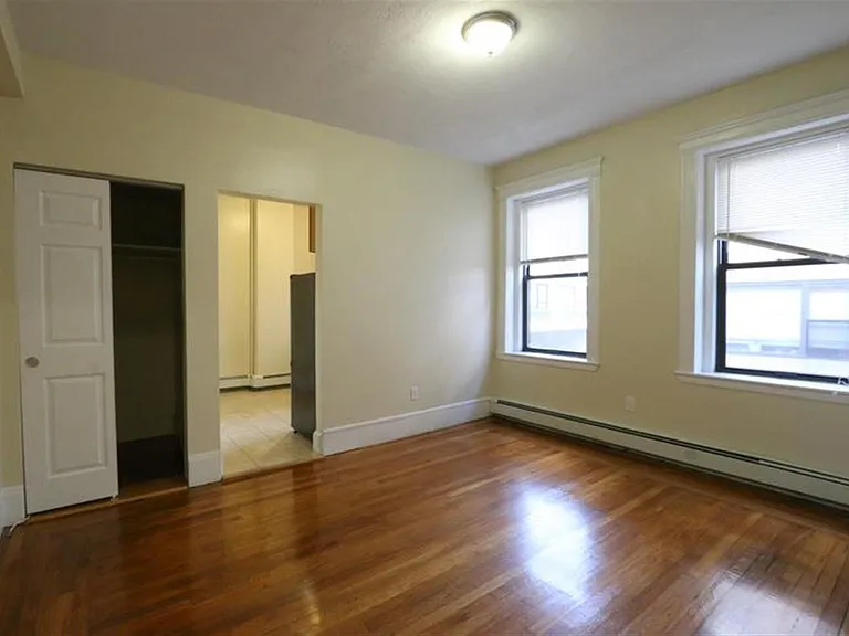 77 Hancock St #6 — Photo 7