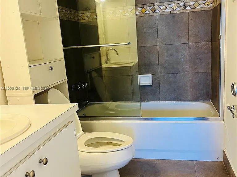 401 Golden Isles Dr #716 — Photo 13