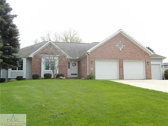 3rd image of 2442 Briarhill Dr