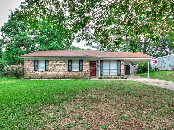 3rd image of 9329 Savanna Dr