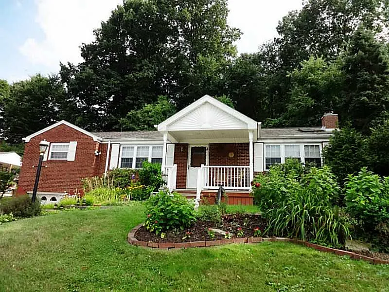 149 Peters Dr photo 1