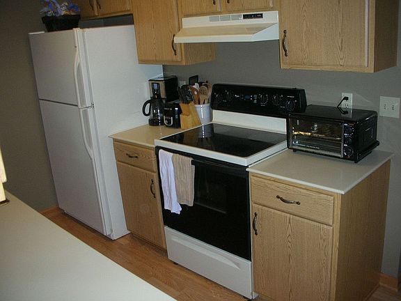 4th image of 5910 26th St W