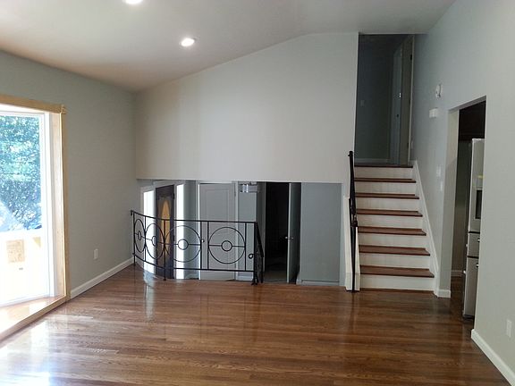 3rd image of 1356 Port Washington Blvd