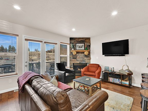 5th image of 3555 N Fox Run S #304