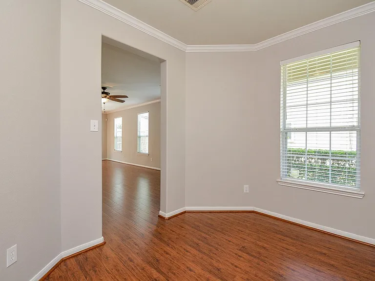 16021 Summerville Lake Dr — Photo 12