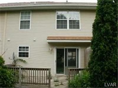 2nd image of 2754 Victoria Ln
