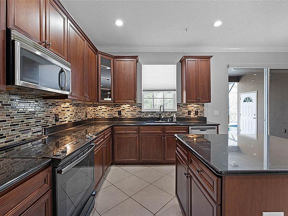 5th image of 10405 Kristen Park Dr