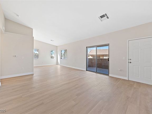 2nd image of 2050 Los Feliz St Unit 133