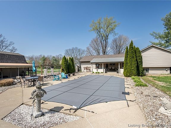 4th image of 8512 Falcon Road