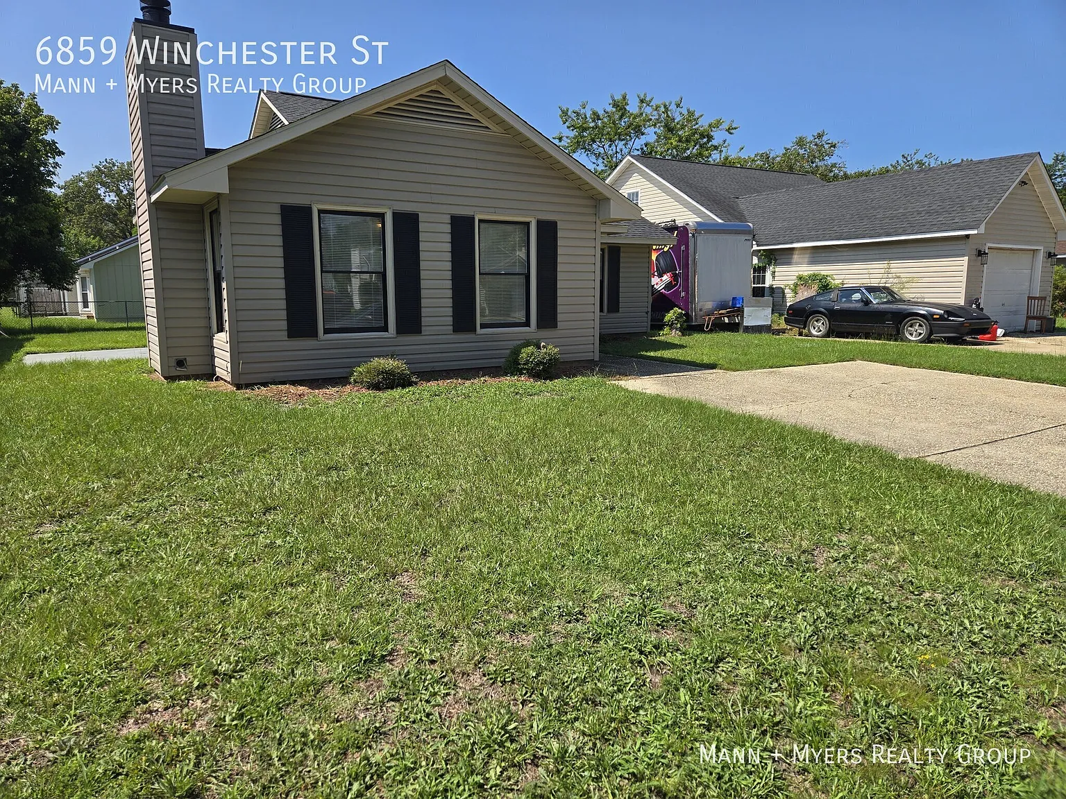 Beautifully Updated 3BR Ranch | Quartz Kitchen, Fireplace & Minutes to Fort Bragg — Photo 1