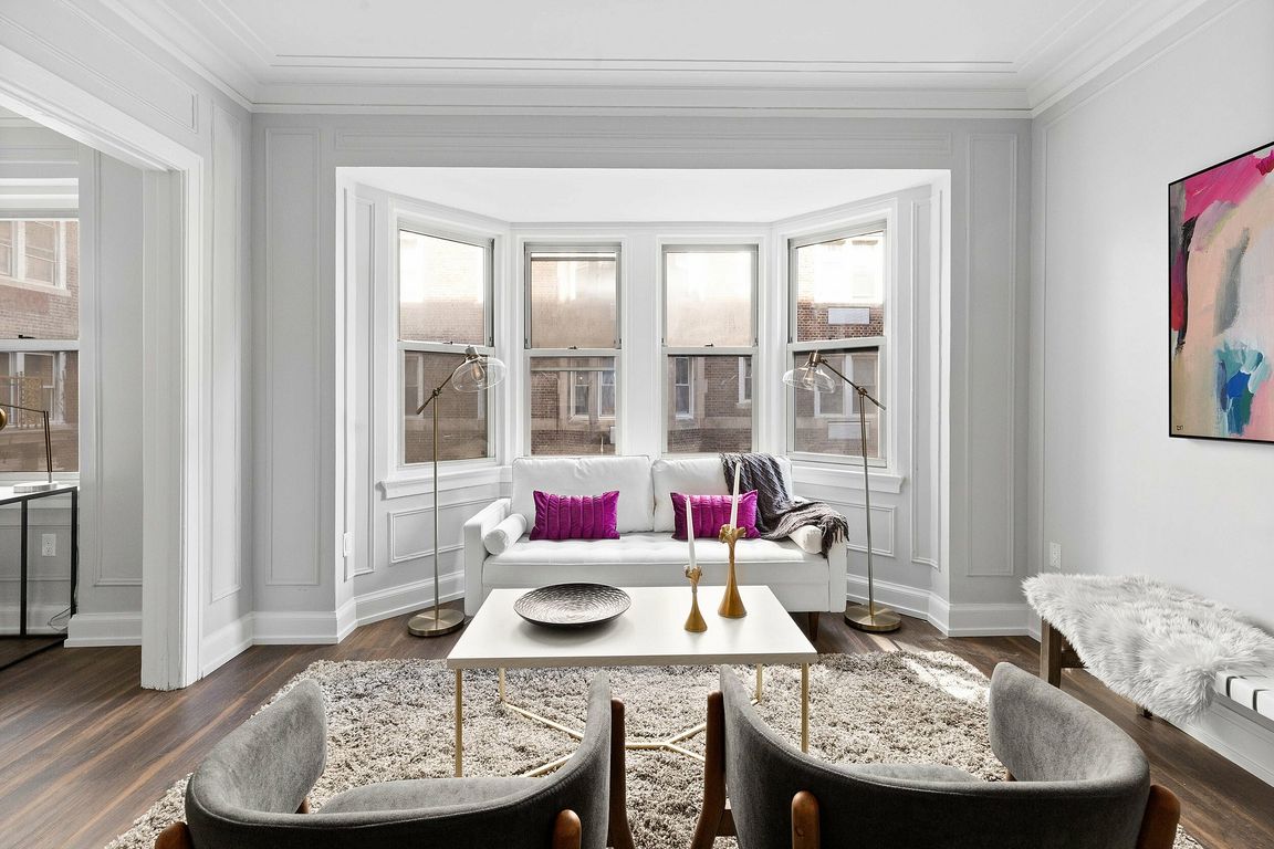 Bay Window