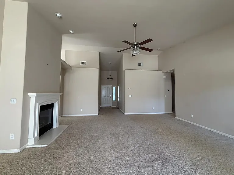1234 S Serena Ave — Photo 2