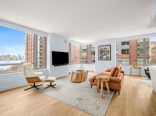 Riverhouse, One Rockefeller Park, New York, NY 10282