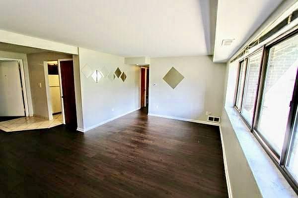 1st image of 406 E End Ave APT 1