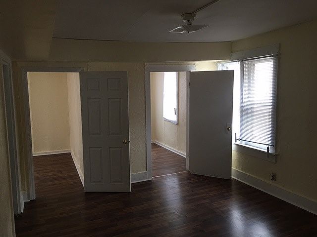 2nd image of 531 W Virginia St