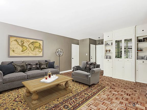 5th image of 60 Sutton Pl #2GN