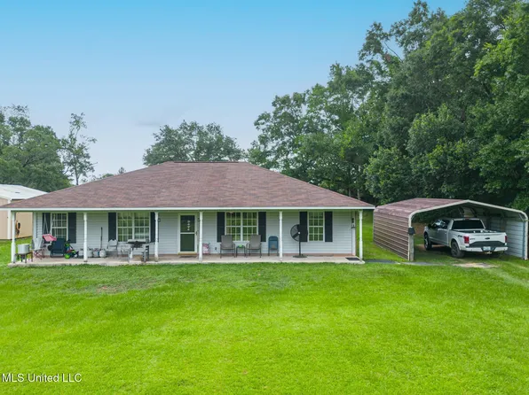 26140 Elmer Ladner Rd, Pass Christian, MS 39571