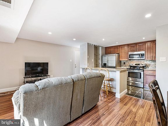 4th image of 12209 Peach Crest Dr APT D