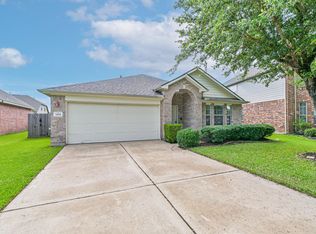 3306 Barnes Ln, Manvel, TX 77578