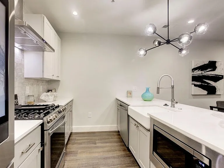 1331 Taylor St NW #1 — Photo 12
