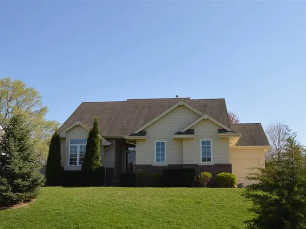 3224 Stanton Ave, Des Moines, IA 50321