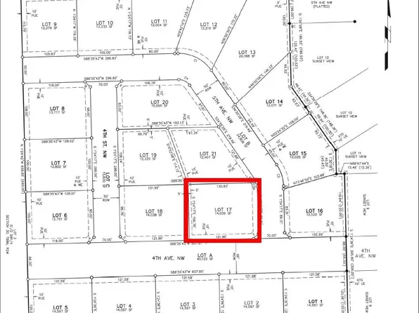 17 4th Ave NW, Worthington, IA 52078