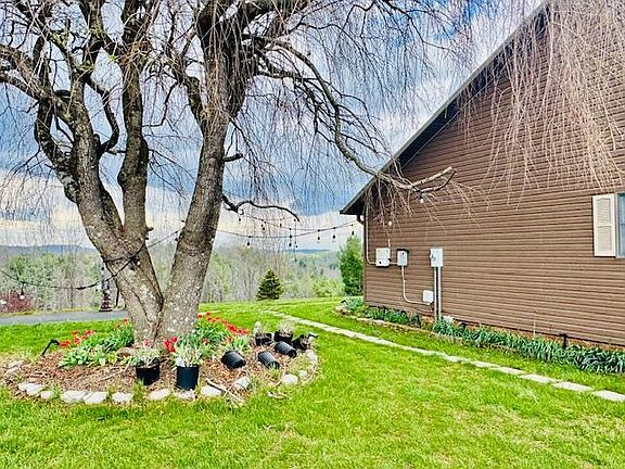 4th image of 2593 Lime Kiln Rd