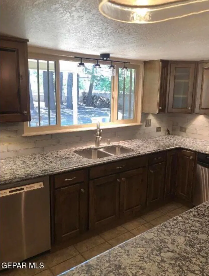 5410 Nastase Pl — Photo 2