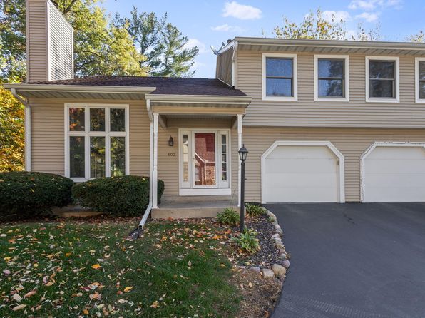 603 Weatherwood Ln, Valparaiso, IN 46383