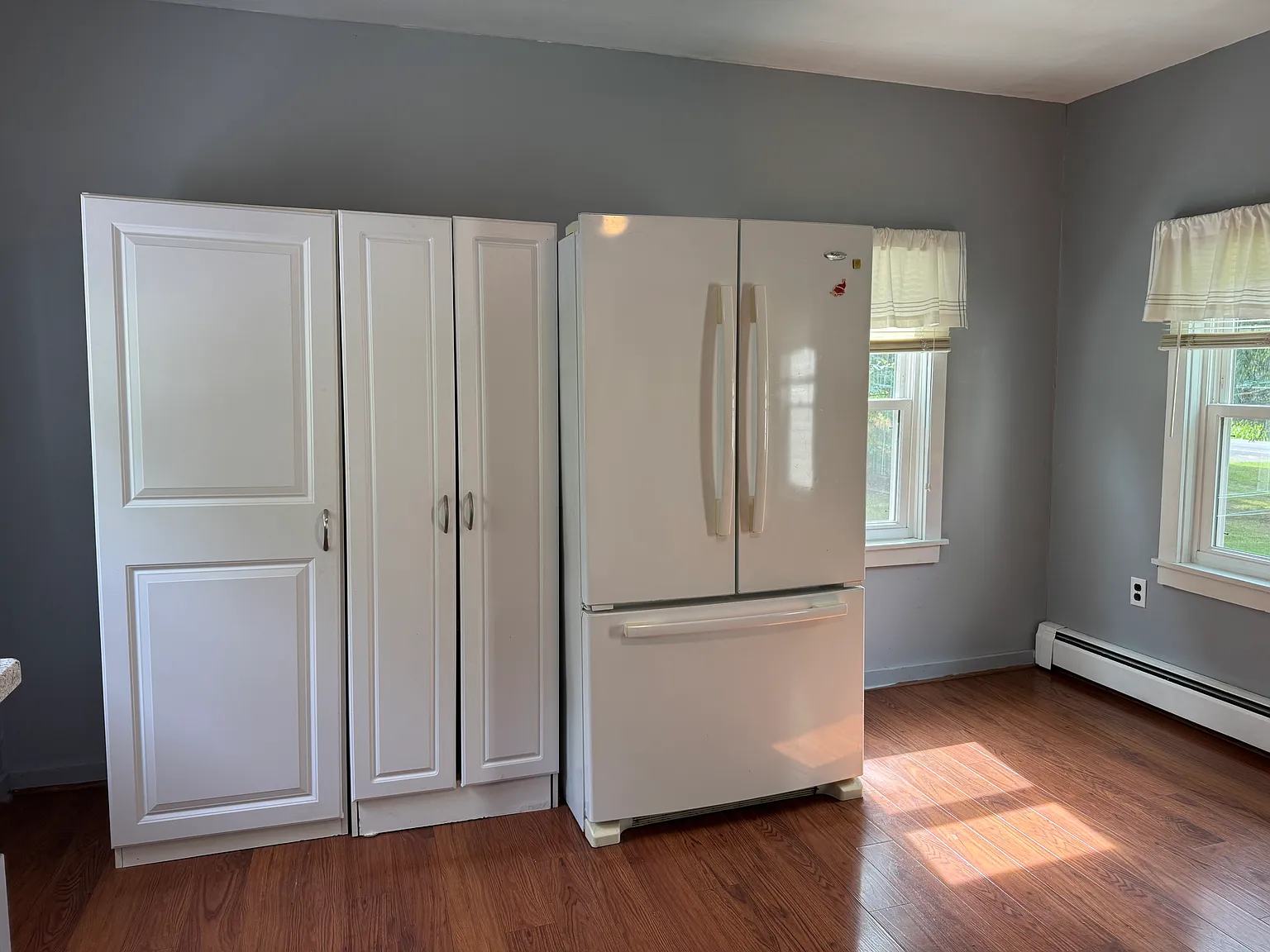 3 bed, 1376 sqft, $1,800 — Photo 4