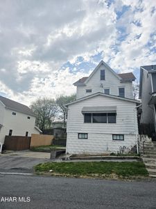 1411 N 5th Ave, Altoona, PA, 16601