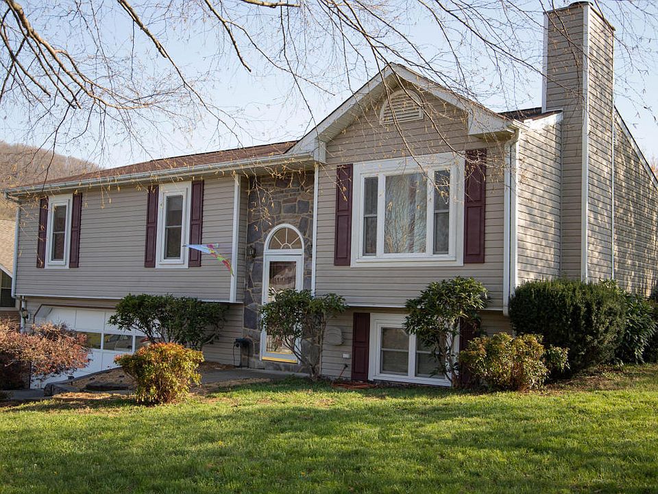 1st image of 3803 Praline Pl