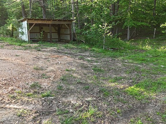 5th image of 805 Pate Rd