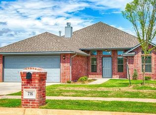 716 Bobcat Trl, Yukon, OK 73099