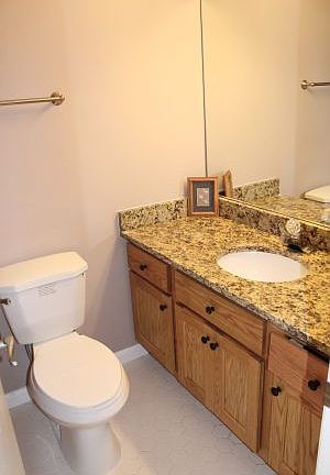 5th image of 7021 Foxfire Dr
