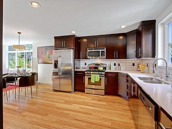 4th image of 2114 NE 89th St #B