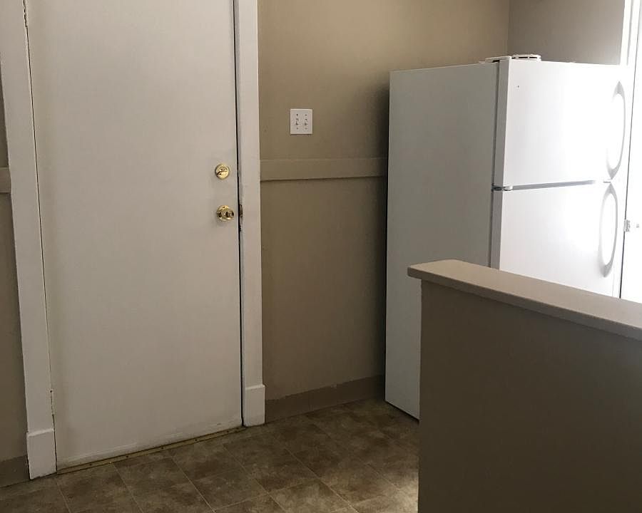 1st image of 2906 Pestalozzi St APT 1E