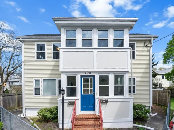 198 Sherman St #2, Cambridge, MA 02140