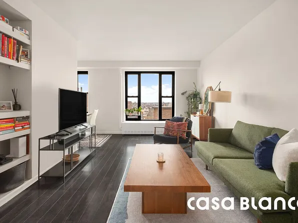 361 Clinton Ave APT 15G, Brooklyn, NY 11238