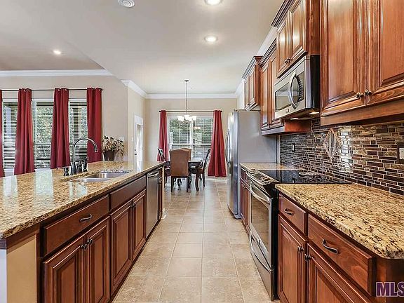 5th image of 4924 Woodstock Way Dr