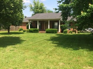 811 Doran Rd, Murray, KY 42071