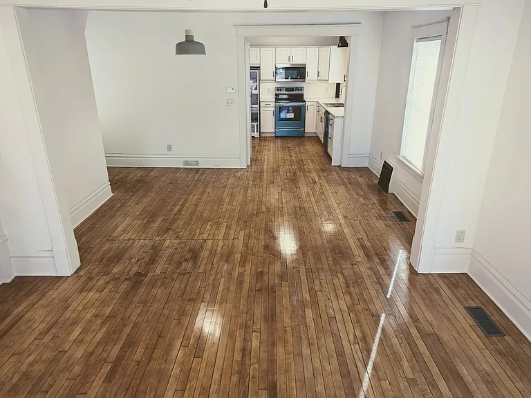 414 Cameron Ave — Photo 7