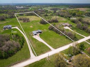 25915 E 267th St, Harrisonville, MO 64701