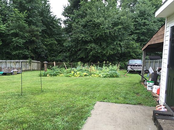 4th image of 11525 Bailey Woods Dr