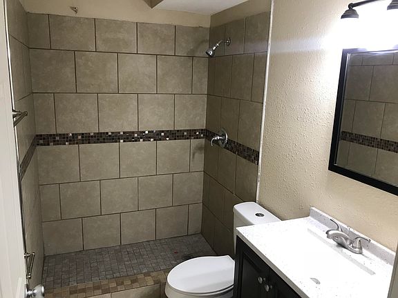 4th image of 10316 Shoshone St