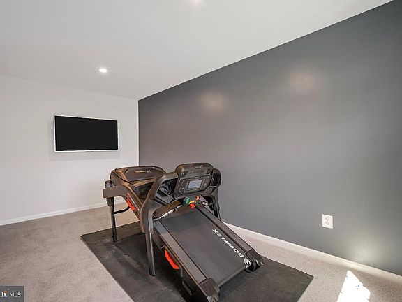 4th image of 7811 Chanceford Dr