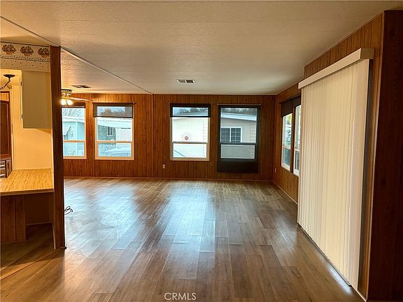 4th image of 1901 Dayton Rd Space 6